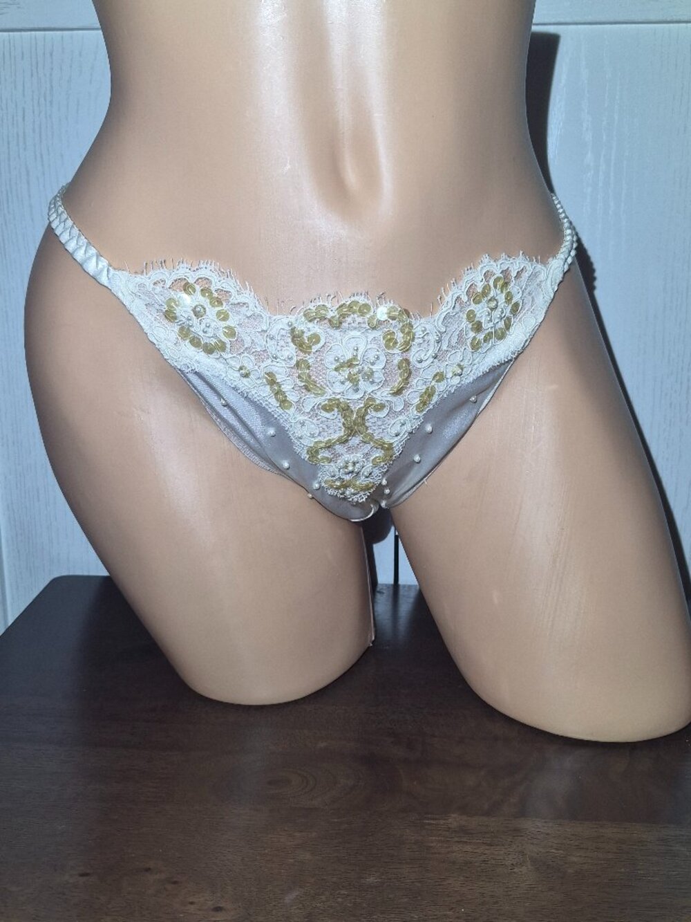 Victoria's Secret String Panties. New with Tags Size Medium.